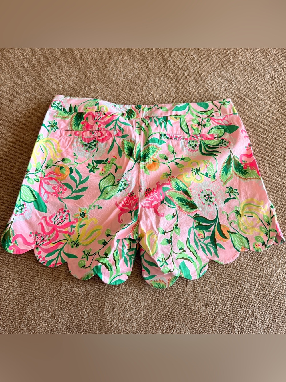 EUC Lilly Pulitzer Stretch Callahan Shorts - Picture 4 of 7